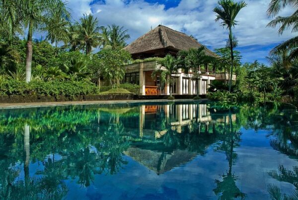 Beautiful Bali retreat centre at a women's creative retreat